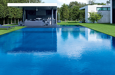 Perimeter Overflow Pool Design - Hamptons Happiness